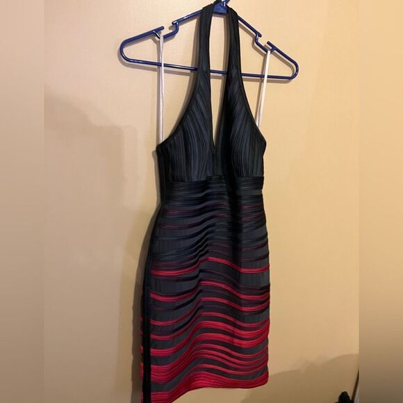 Halston Heritage Ombre Body Con Halter Dress 6 - Picture 7 of 12